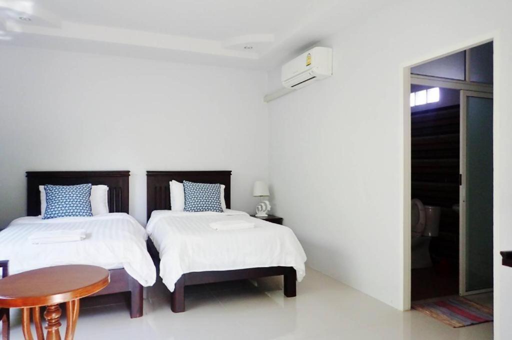 Rommai Rimnaam Resort Ranong Eksteriør billede