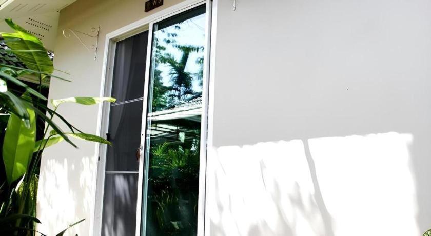 Rommai Rimnaam Resort Ranong Eksteriør billede