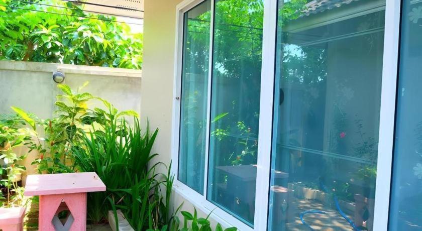 Rommai Rimnaam Resort Ranong Eksteriør billede