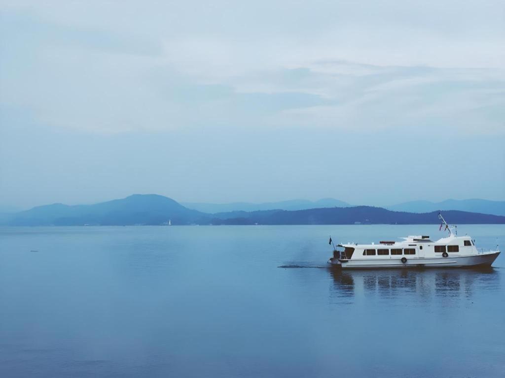 Rommai Rimnaam Resort Ranong Eksteriør billede